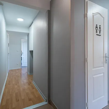 Lucie - 2 Sdb - Balcon - Parking - Wifi Joeuf