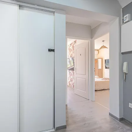 Frühstückspension Lucie - 2 Sdb - Balcon - Parking - Wifi Joeuf